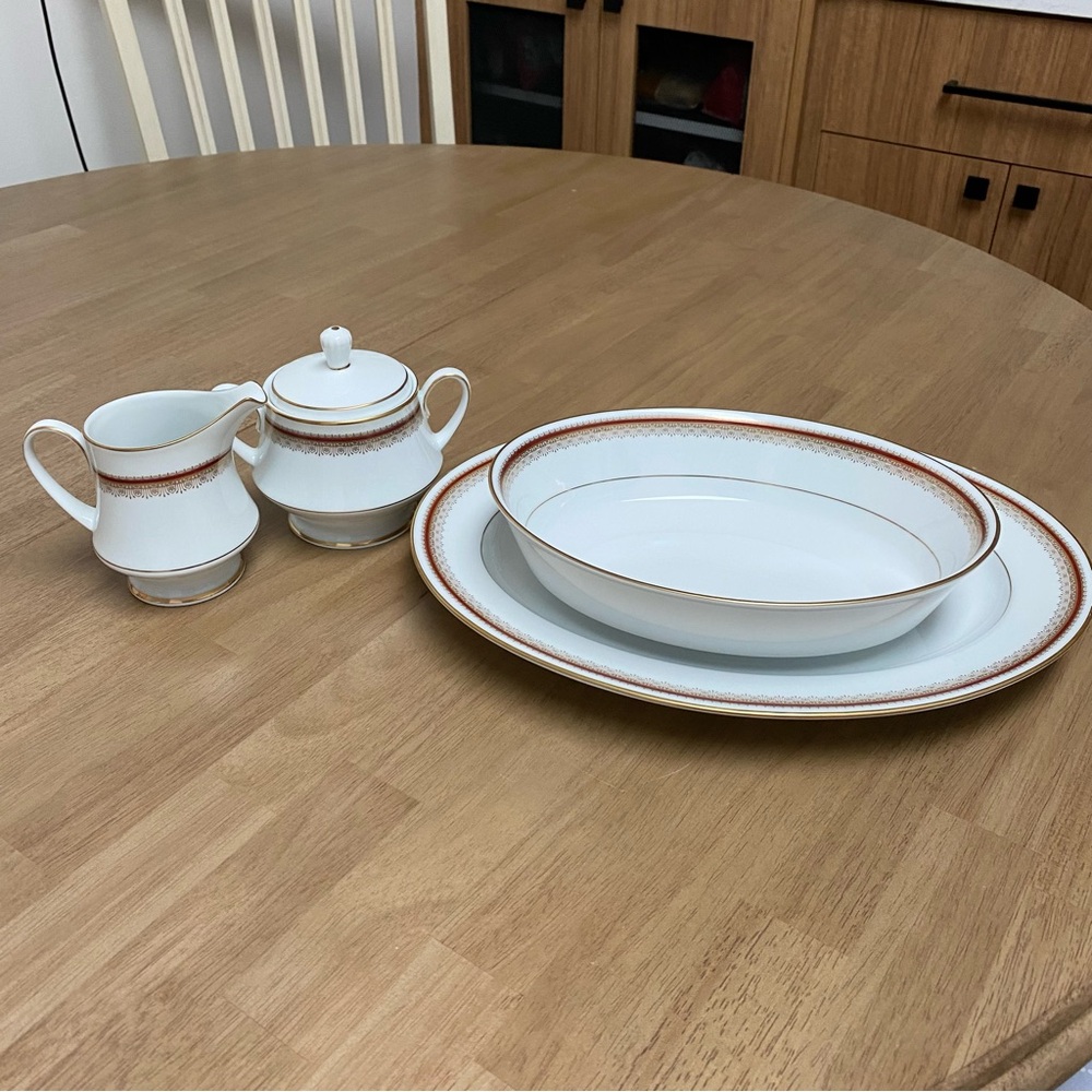 Noritake Fine China - Milk, sugar, bowl & platter set